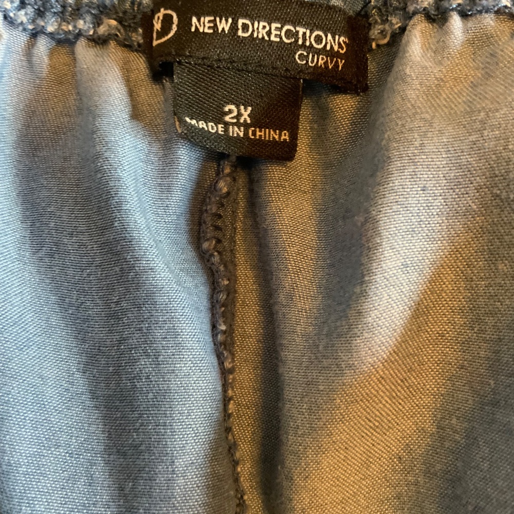 New Directions Curvy Blouse - Picture 7 of 7